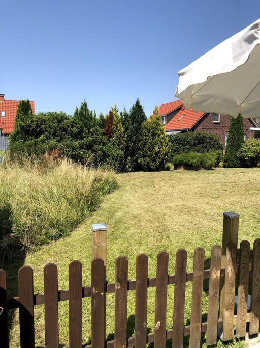 "Kleine 4" Idyllisches Tinyhouse An Der Nordsee Норден Екстер'єр фото