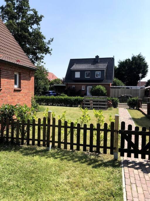 "Kleine 4" Idyllisches Tinyhouse An Der Nordsee Норден Екстер'єр фото